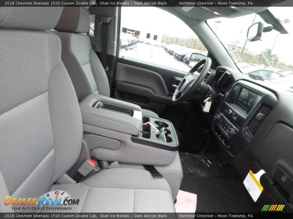 2018 Chevrolet Silverado 1500 Custom Double Cab Silver Ice Metallic / Dark Ash/Jet Black Photo #10