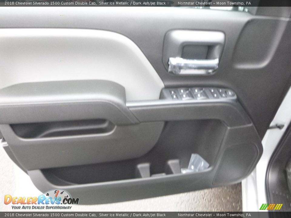 2018 Chevrolet Silverado 1500 Custom Double Cab Silver Ice Metallic / Dark Ash/Jet Black Photo #15