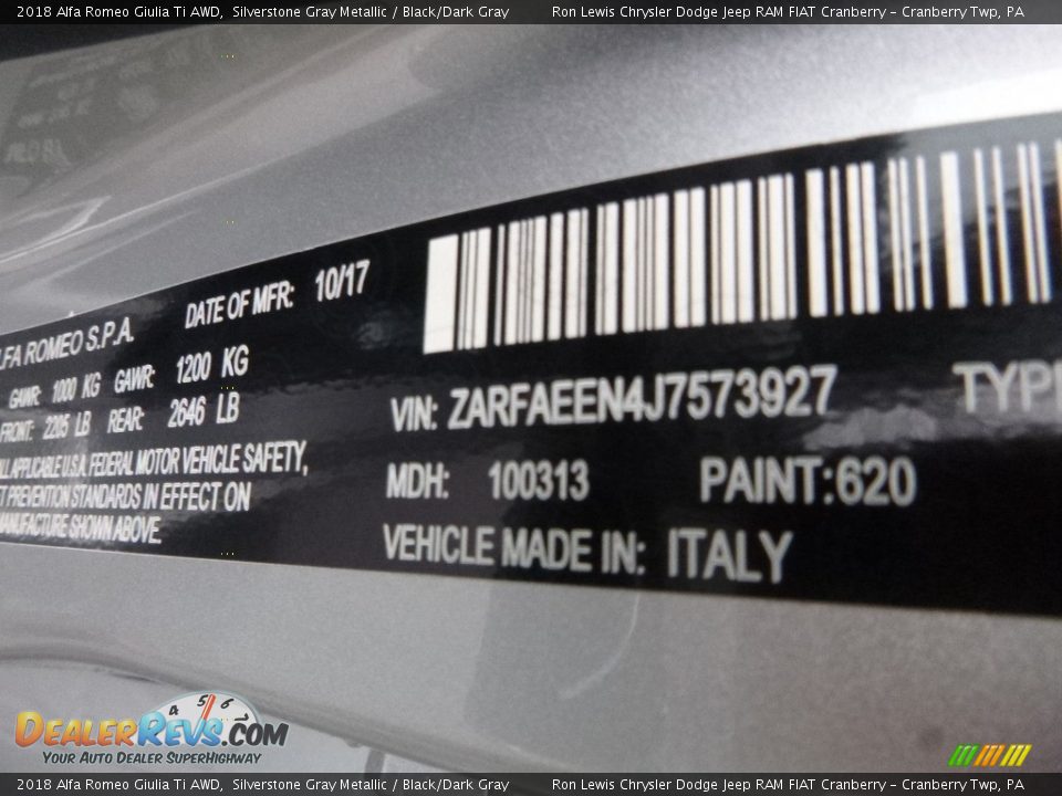 2018 Alfa Romeo Giulia Ti AWD Silverstone Gray Metallic / Black/Dark Gray Photo #19