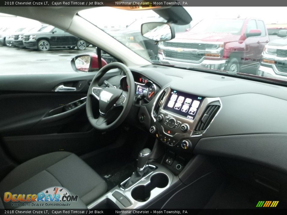 2018 Chevrolet Cruze LT Cajun Red Tintcoat / Jet Black Photo #11