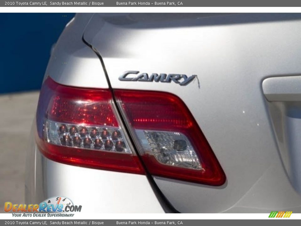 2010 Toyota Camry LE Sandy Beach Metallic / Bisque Photo #11