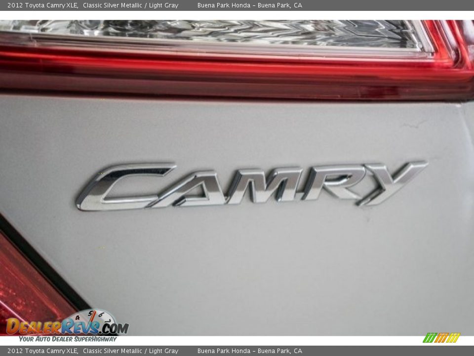 2012 Toyota Camry XLE Classic Silver Metallic / Light Gray Photo #7