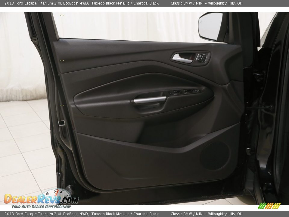2013 Ford Escape Titanium 2.0L EcoBoost 4WD Tuxedo Black Metallic / Charcoal Black Photo #5