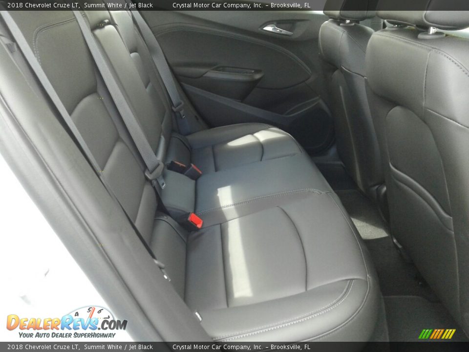 2018 Chevrolet Cruze LT Summit White / Jet Black Photo #11