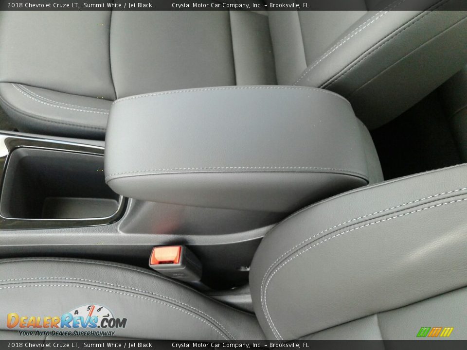 2018 Chevrolet Cruze LT Summit White / Jet Black Photo #18