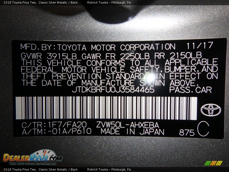 2018 Toyota Prius Two Classic Silver Metallic / Black Photo #10