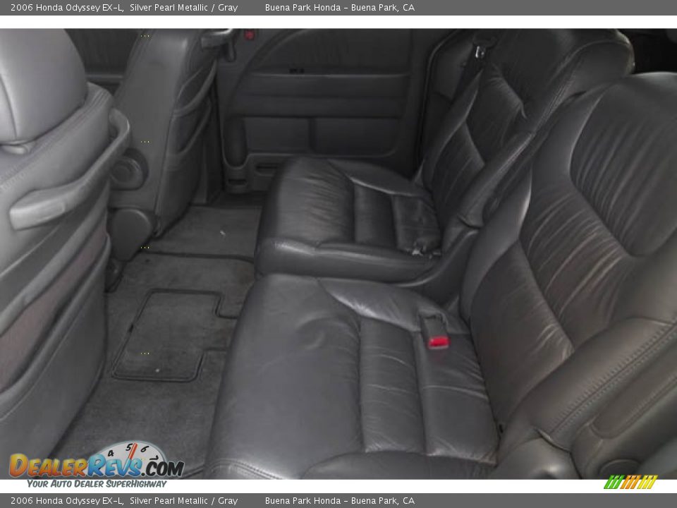 2006 Honda Odyssey EX-L Silver Pearl Metallic / Gray Photo #4