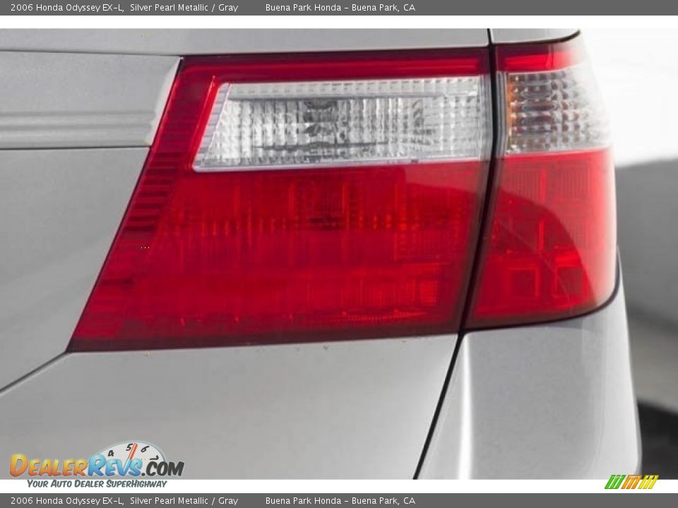 2006 Honda Odyssey EX-L Silver Pearl Metallic / Gray Photo #12