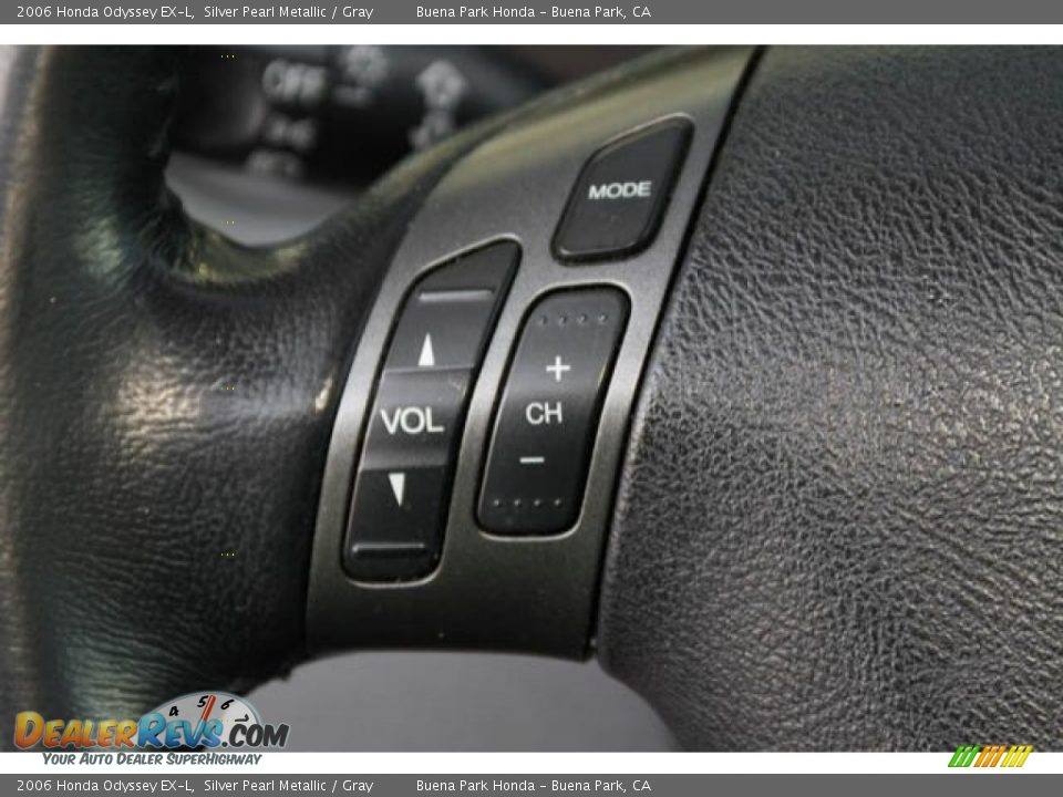 2006 Honda Odyssey EX-L Silver Pearl Metallic / Gray Photo #15