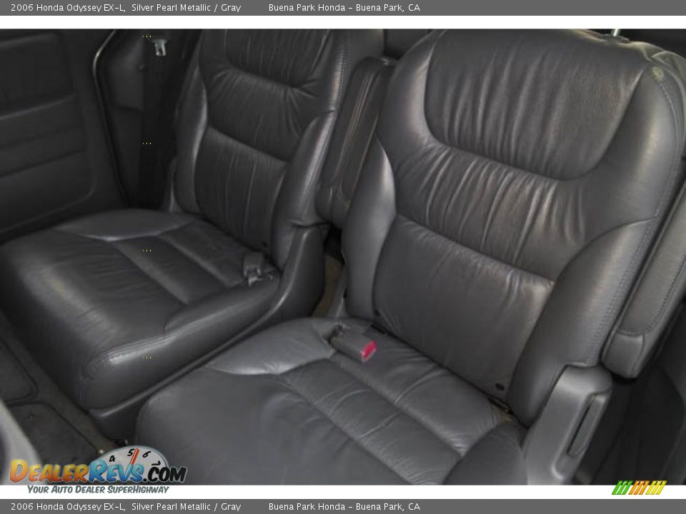 2006 Honda Odyssey EX-L Silver Pearl Metallic / Gray Photo #19