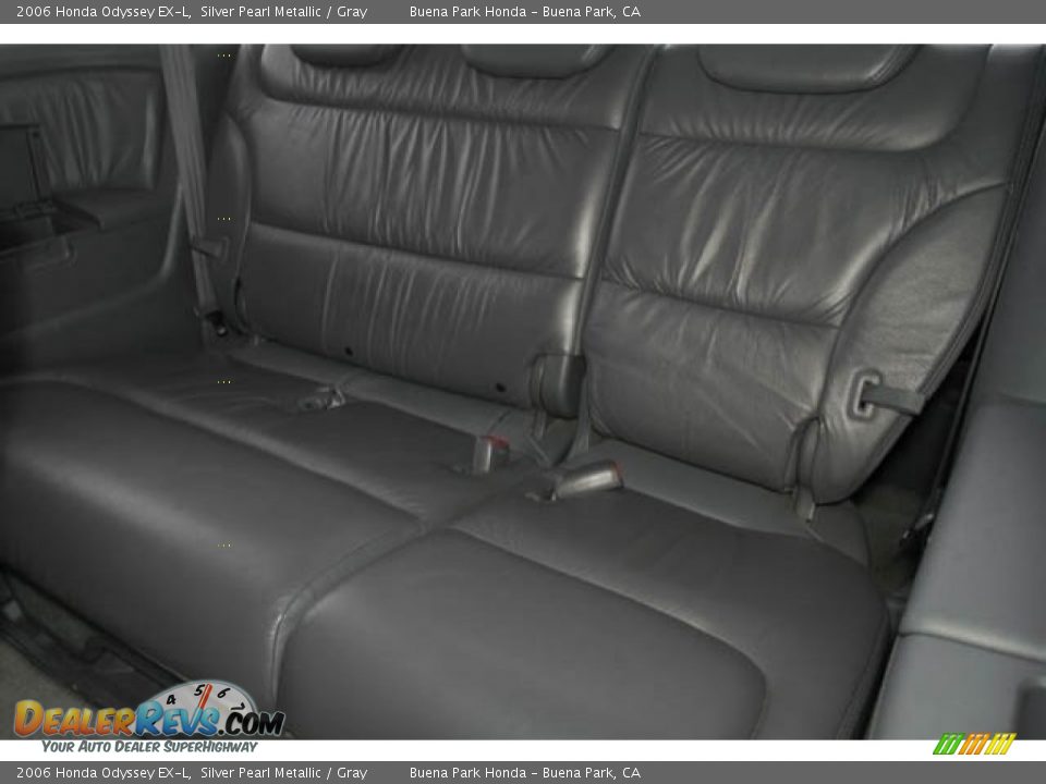 2006 Honda Odyssey EX-L Silver Pearl Metallic / Gray Photo #21