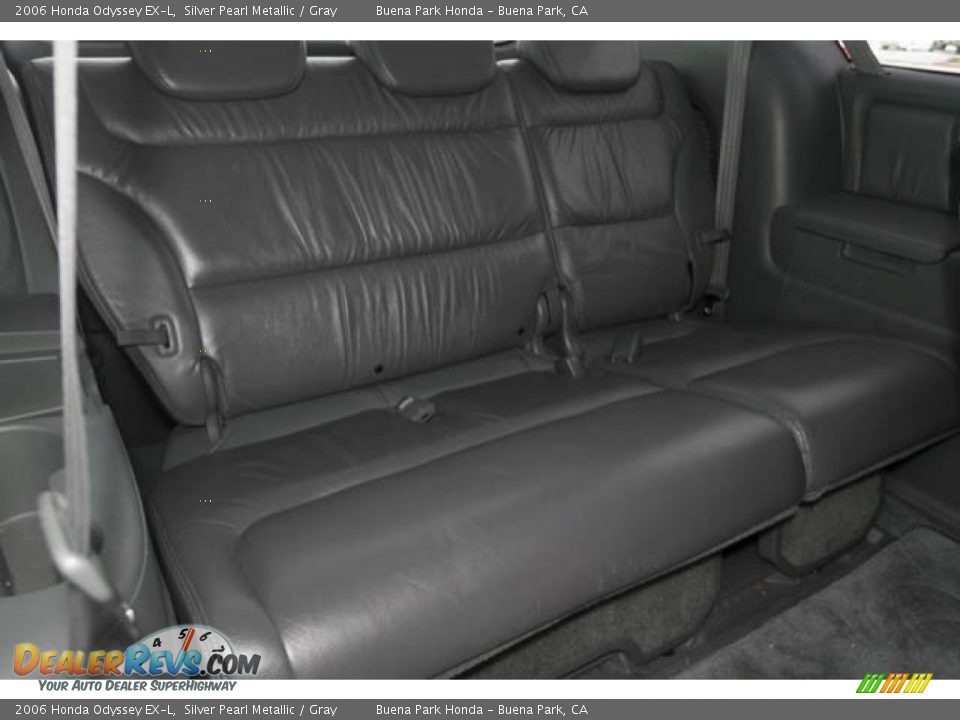 2006 Honda Odyssey EX-L Silver Pearl Metallic / Gray Photo #25