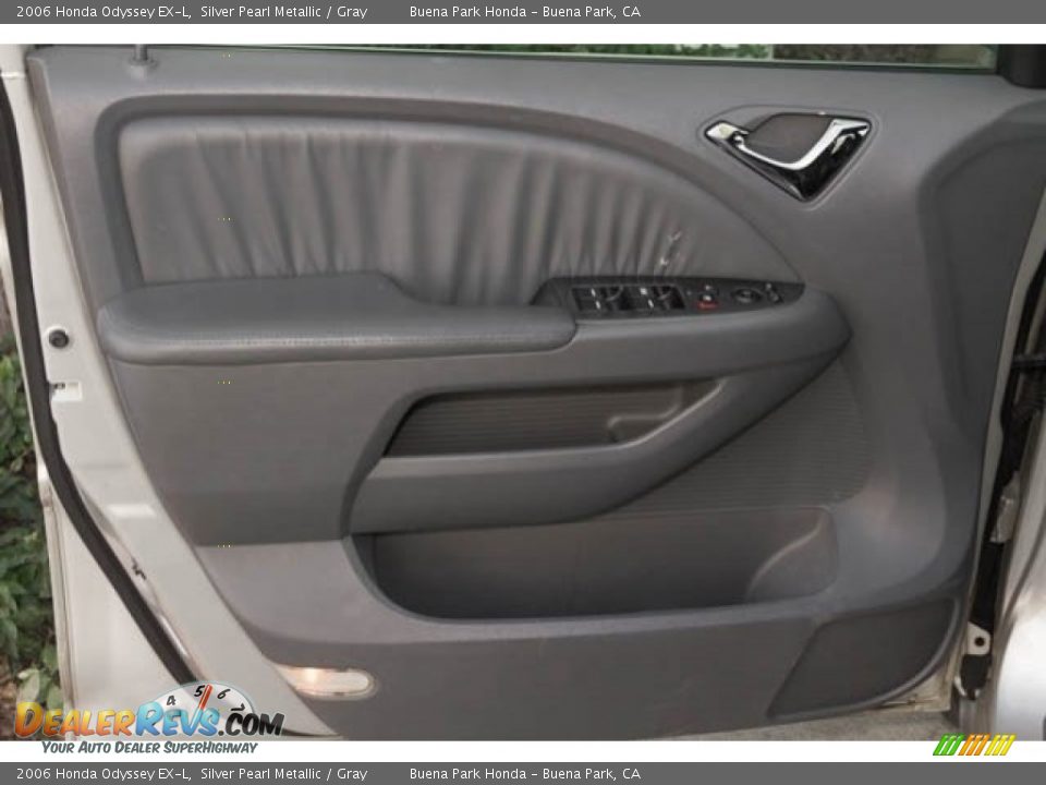 2006 Honda Odyssey EX-L Silver Pearl Metallic / Gray Photo #29