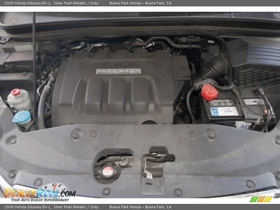 2006 Honda Odyssey EX-L Silver Pearl Metallic / Gray Photo #32