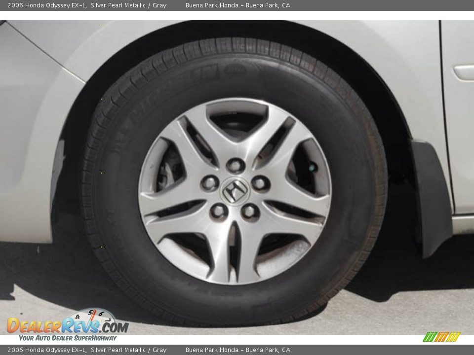 2006 Honda Odyssey EX-L Silver Pearl Metallic / Gray Photo #33