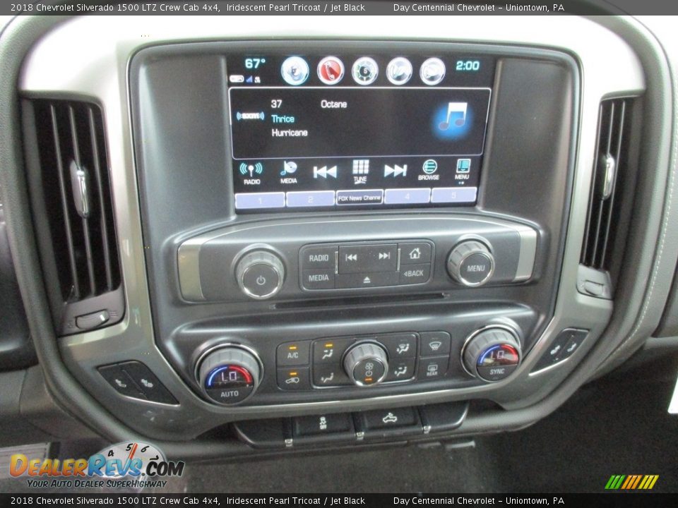 2018 Chevrolet Silverado 1500 LTZ Crew Cab 4x4 Iridescent Pearl Tricoat / Jet Black Photo #12