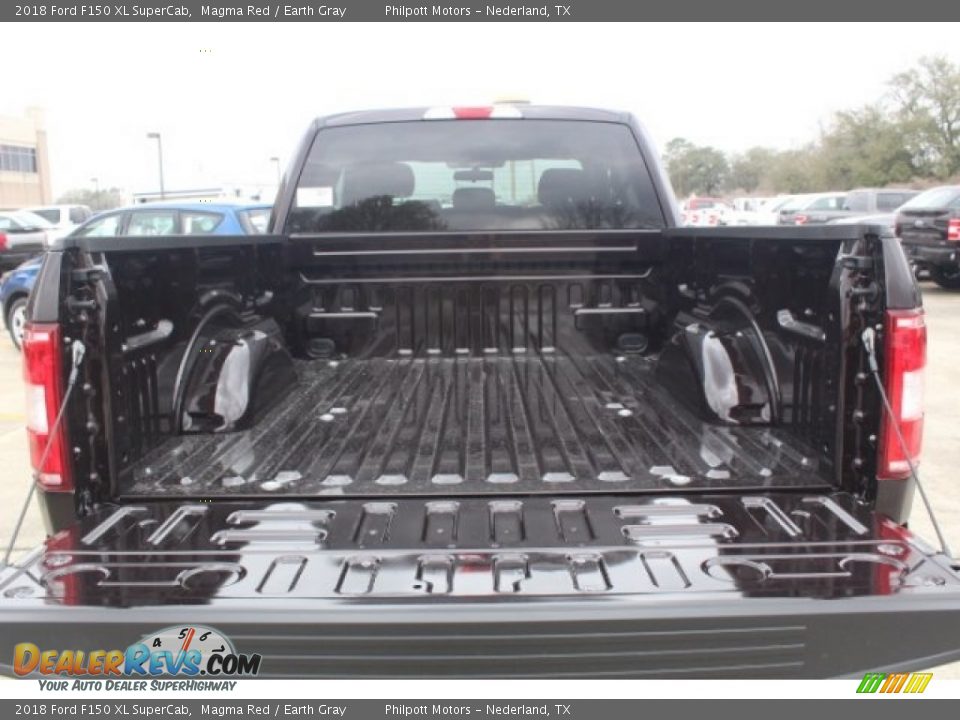 2018 Ford F150 XL SuperCab Magma Red / Earth Gray Photo #24
