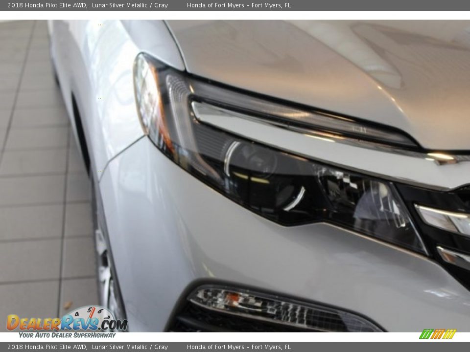 2018 Honda Pilot Elite AWD Lunar Silver Metallic / Gray Photo #6