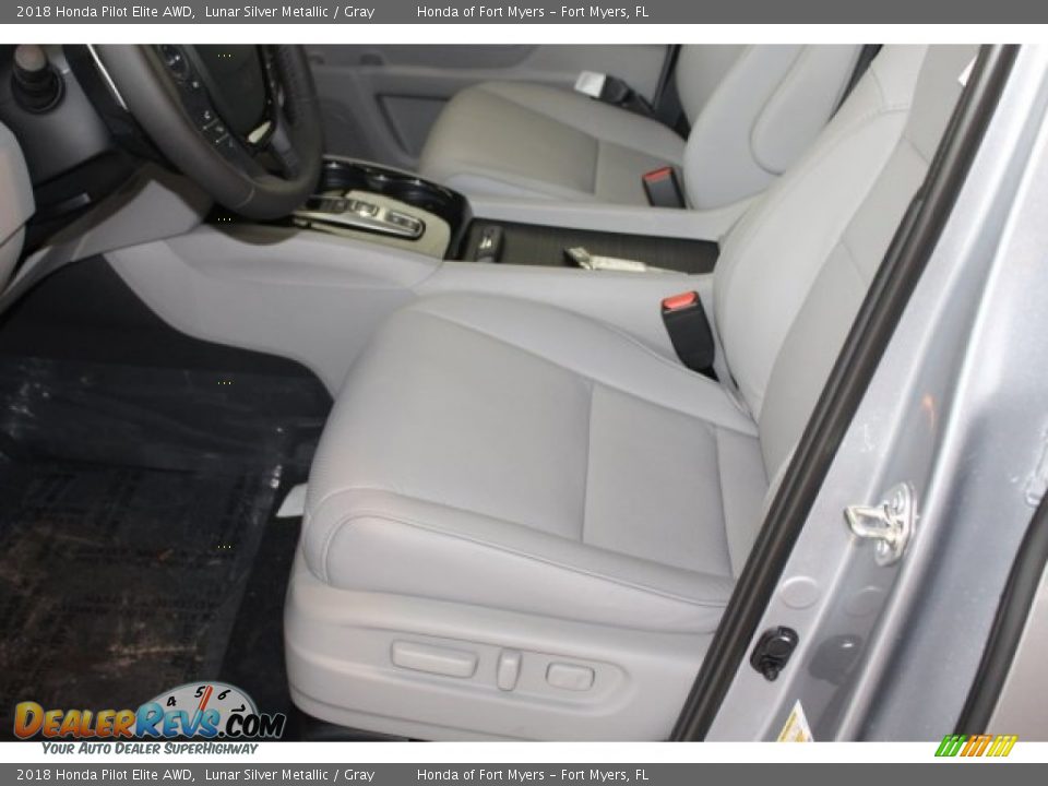 2018 Honda Pilot Elite AWD Lunar Silver Metallic / Gray Photo #17