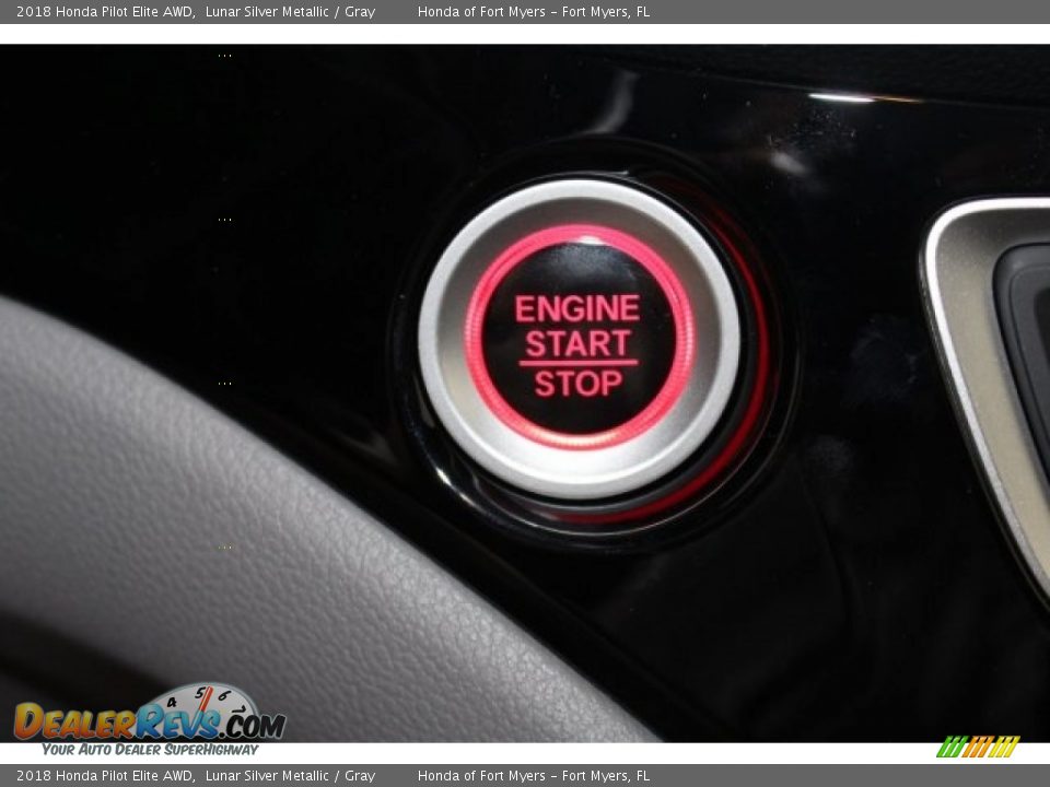2018 Honda Pilot Elite AWD Lunar Silver Metallic / Gray Photo #31