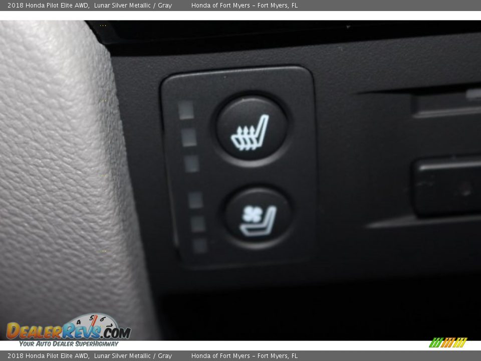 2018 Honda Pilot Elite AWD Lunar Silver Metallic / Gray Photo #35
