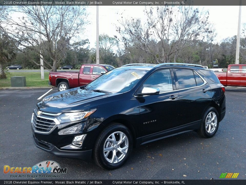 Front 3/4 View of 2018 Chevrolet Equinox Premier Photo #1
