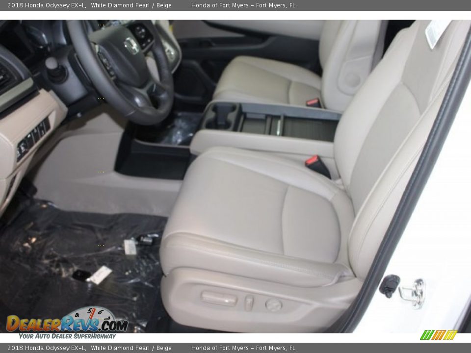 2018 Honda Odyssey EX-L White Diamond Pearl / Beige Photo #17