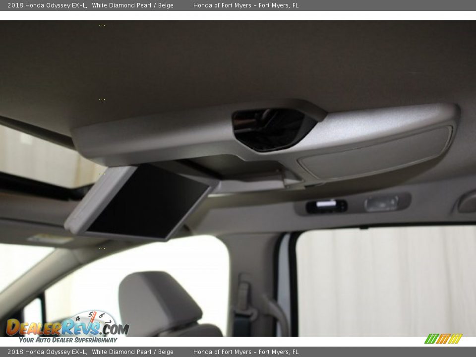 2018 Honda Odyssey EX-L White Diamond Pearl / Beige Photo #33