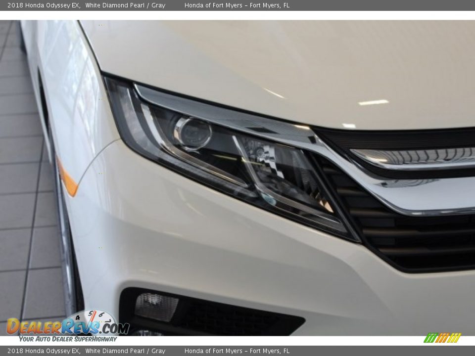2018 Honda Odyssey EX White Diamond Pearl / Gray Photo #6