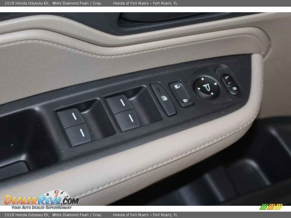 2018 Honda Odyssey EX White Diamond Pearl / Gray Photo #16