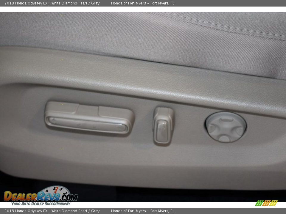 2018 Honda Odyssey EX White Diamond Pearl / Gray Photo #17