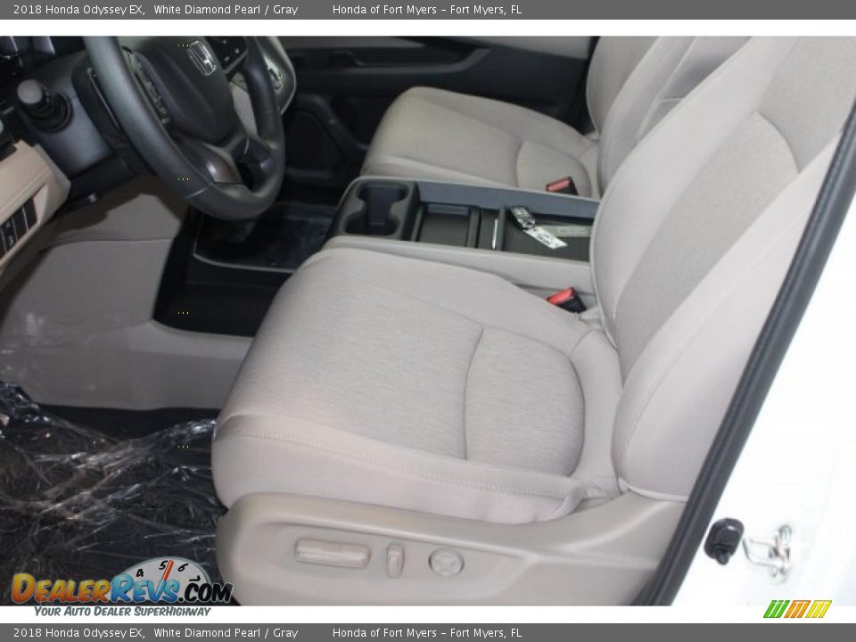 2018 Honda Odyssey EX White Diamond Pearl / Gray Photo #18
