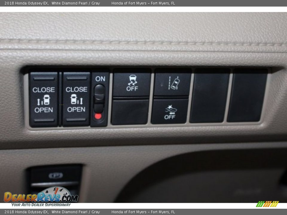 2018 Honda Odyssey EX White Diamond Pearl / Gray Photo #20