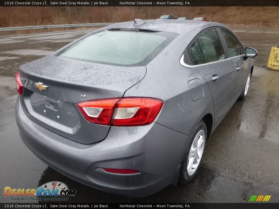 2018 Chevrolet Cruze LT Satin Steel Gray Metallic / Jet Black Photo #5