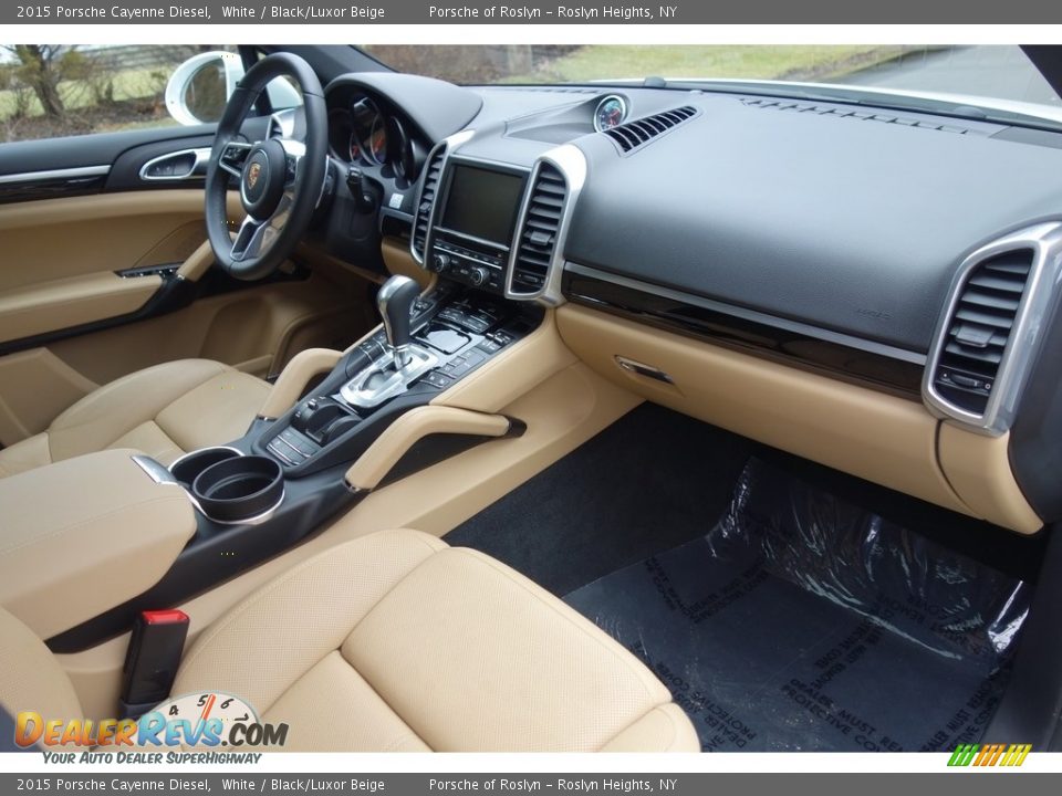 2015 Porsche Cayenne Diesel White / Black/Luxor Beige Photo #16