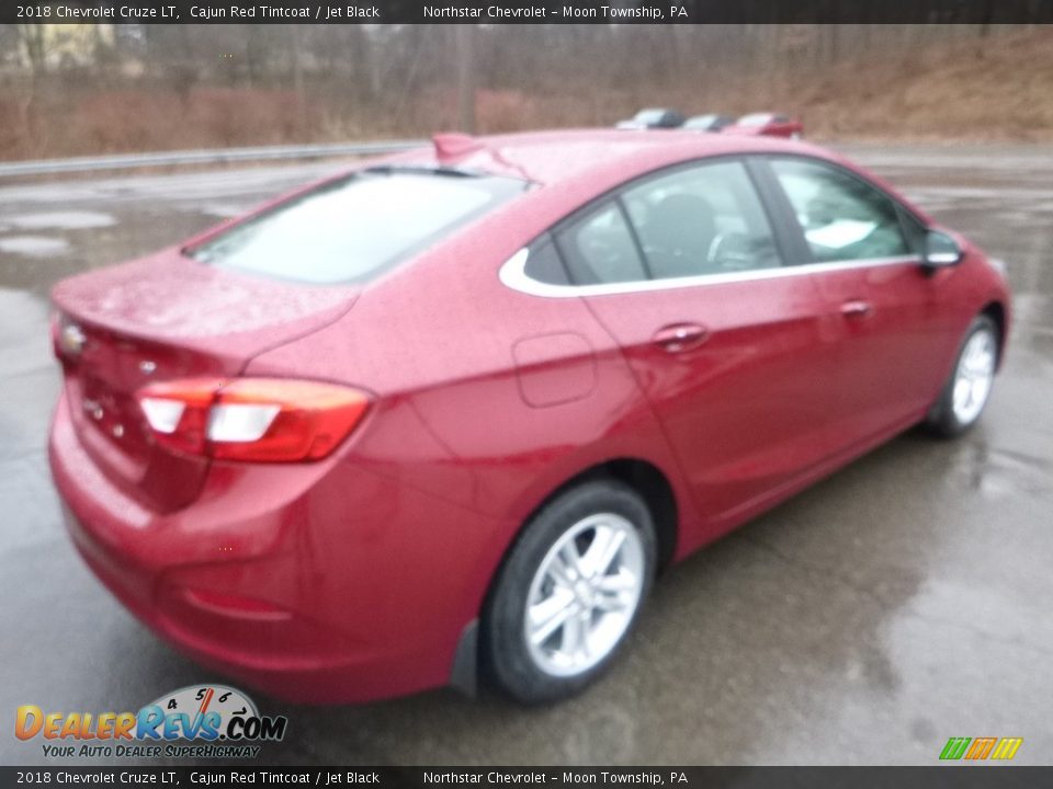 2018 Chevrolet Cruze LT Cajun Red Tintcoat / Jet Black Photo #5