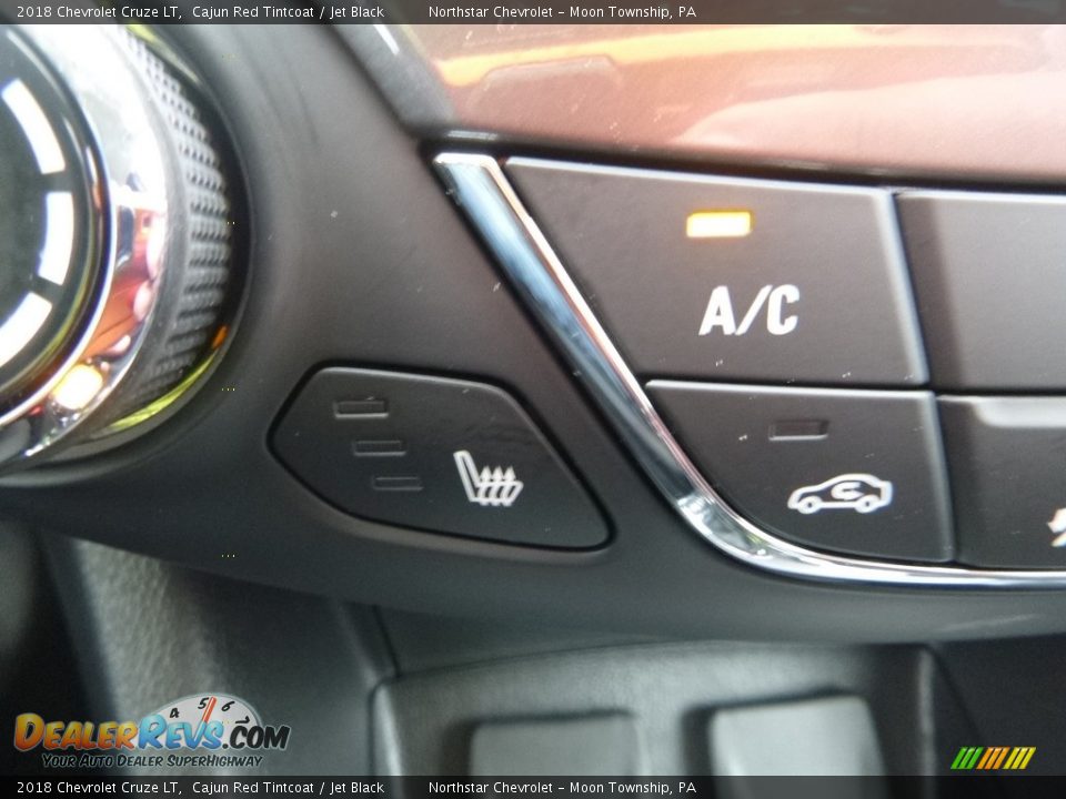 2018 Chevrolet Cruze LT Cajun Red Tintcoat / Jet Black Photo #20