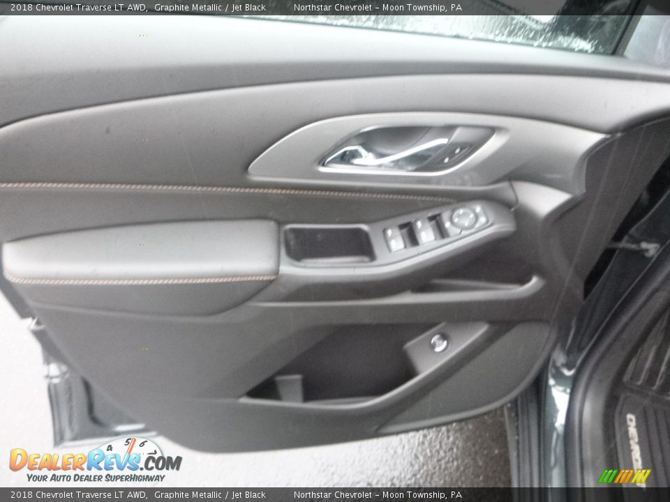 2018 Chevrolet Traverse LT AWD Graphite Metallic / Jet Black Photo #15