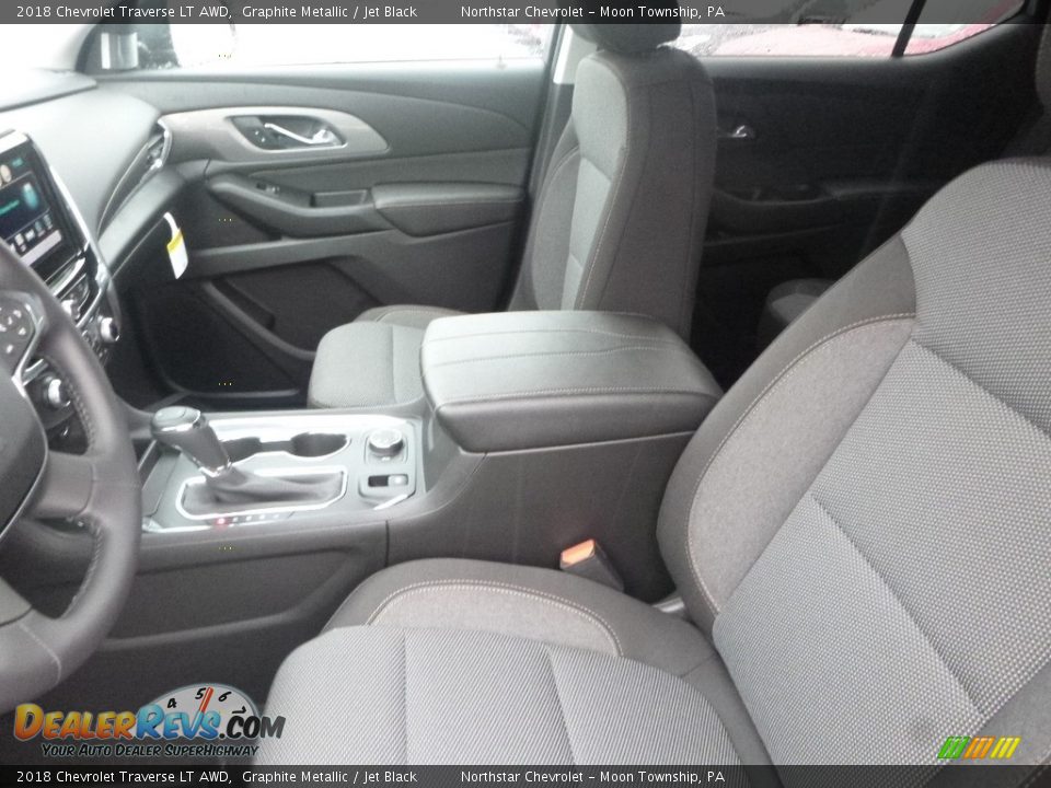 2018 Chevrolet Traverse LT AWD Graphite Metallic / Jet Black Photo #16