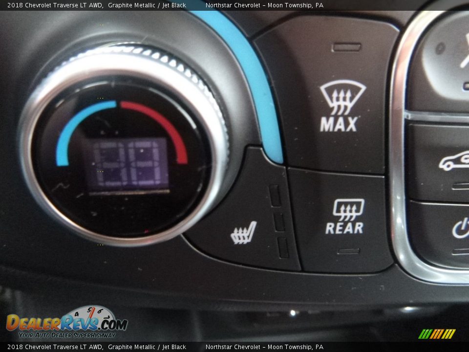 2018 Chevrolet Traverse LT AWD Graphite Metallic / Jet Black Photo #20