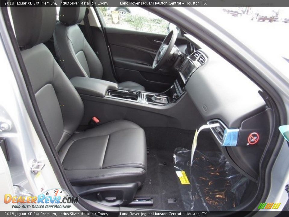 2018 Jaguar XE 30t Premium Indus Silver Metallic / Ebony Photo #5