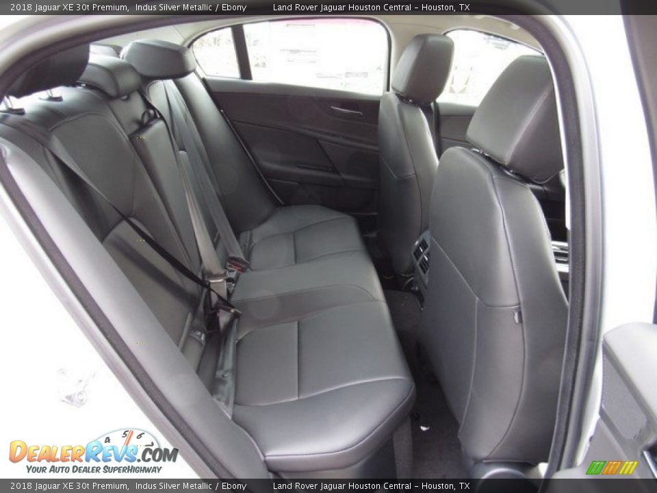 2018 Jaguar XE 30t Premium Indus Silver Metallic / Ebony Photo #19
