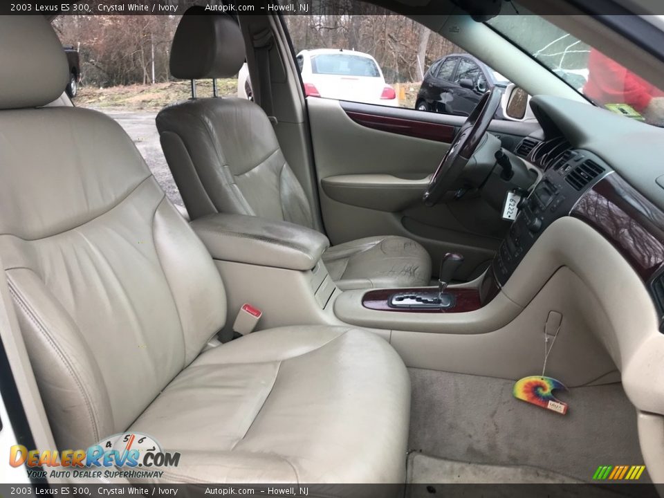 2003 Lexus ES 300 Crystal White / Ivory Photo #17