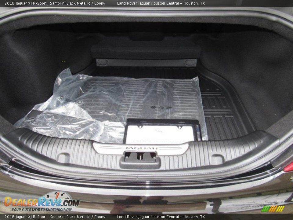 2018 Jaguar XJ R-Sport Santorini Black Metallic / Ebony Photo #18