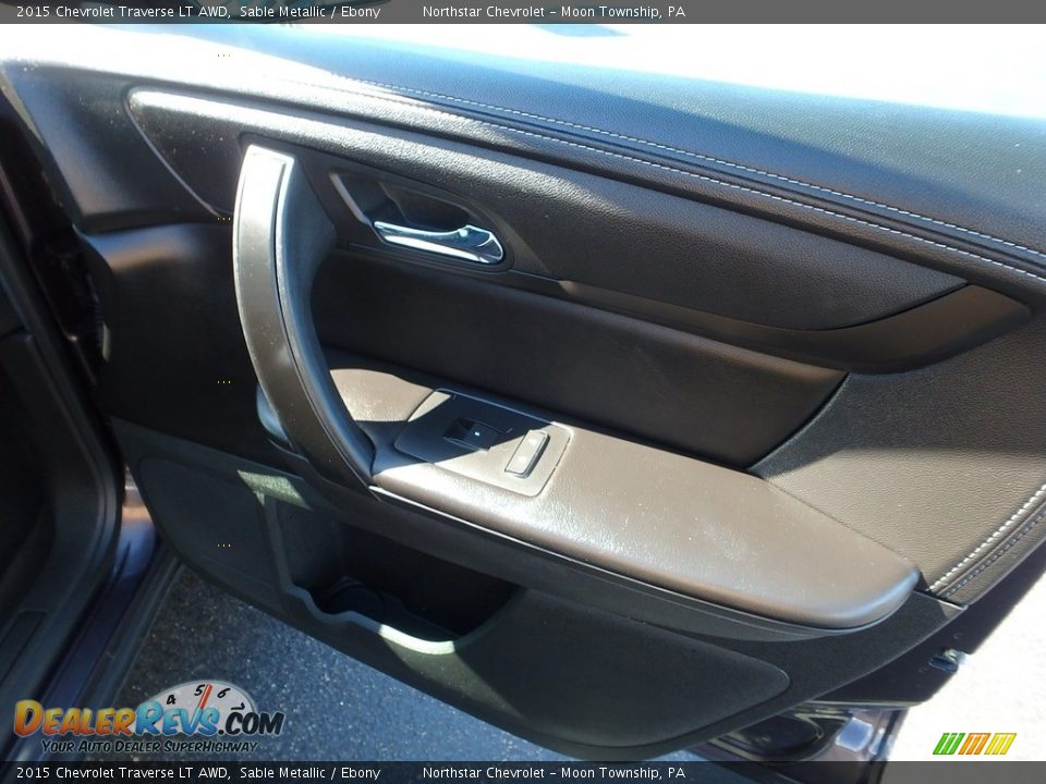 2015 Chevrolet Traverse LT AWD Sable Metallic / Ebony Photo #17