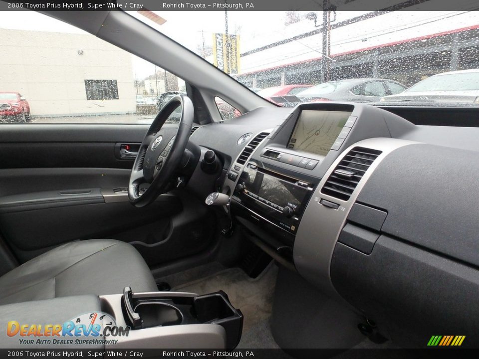 2006 Toyota Prius Hybrid Super White / Gray Photo #13