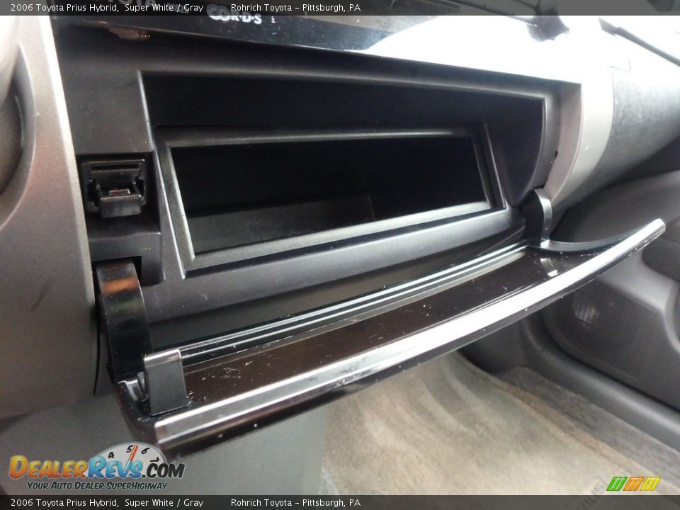 2006 Toyota Prius Hybrid Super White / Gray Photo #21