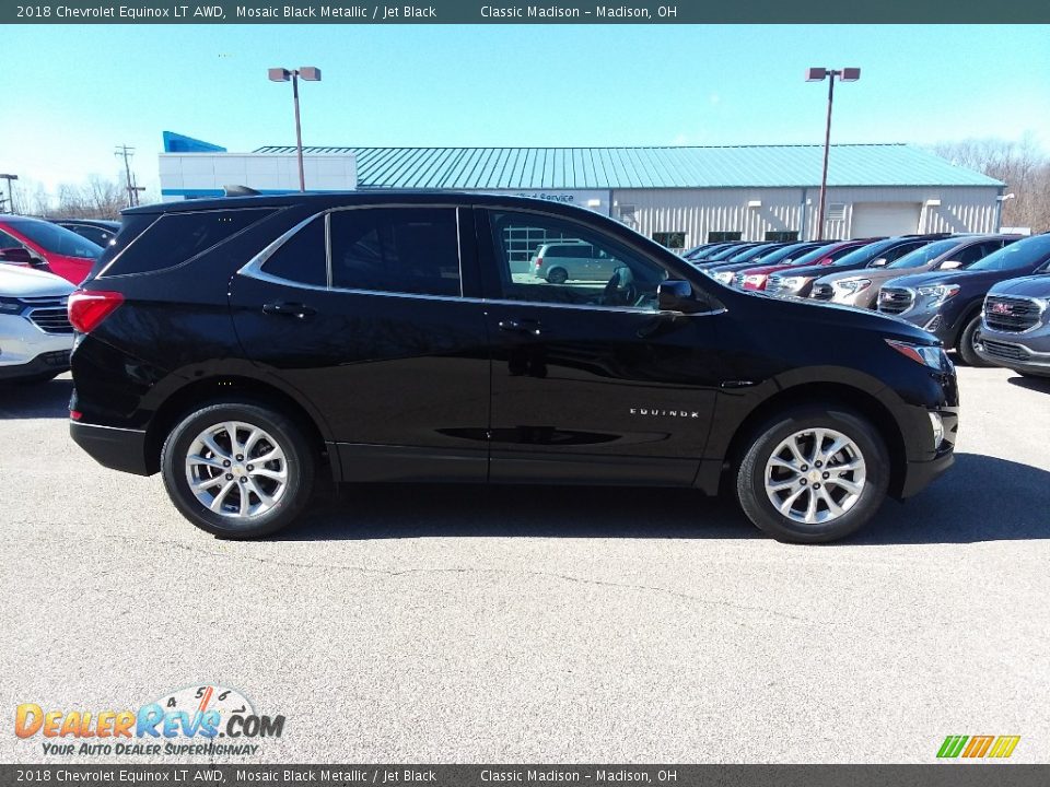 2018 Chevrolet Equinox LT AWD Mosaic Black Metallic / Jet Black Photo #4