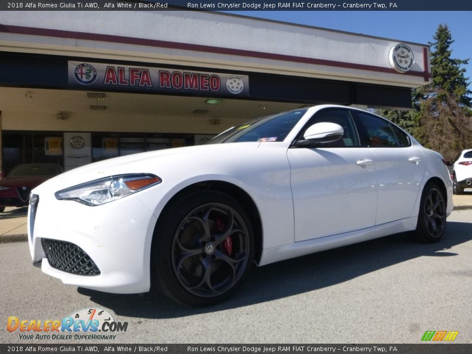 2018 Alfa Romeo Giulia Ti AWD Alfa White / Black/Red Photo #2