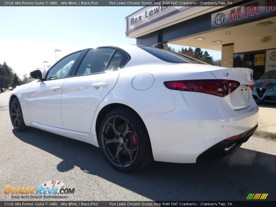 2018 Alfa Romeo Giulia Ti AWD Alfa White / Black/Red Photo #5